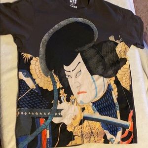 Uniqlo Graphic Tee